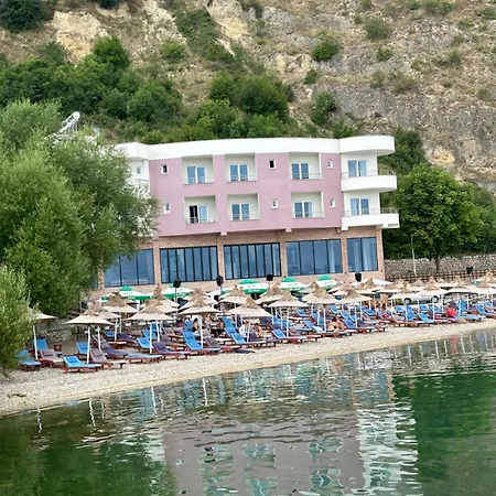 Demoli