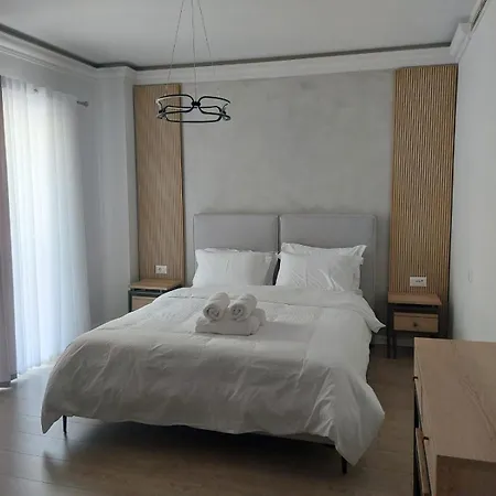 Demoli * ポグラデツ