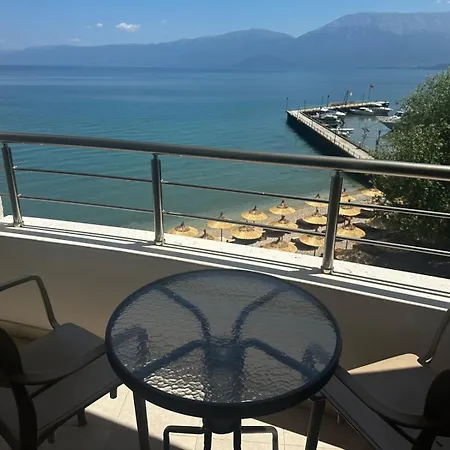 Demoli Hotell Pogradec