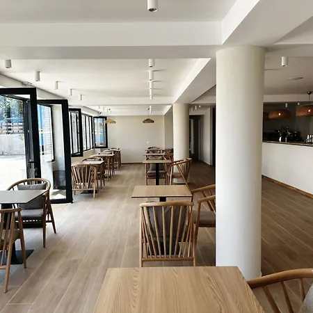 Demoli * ポグラデツ