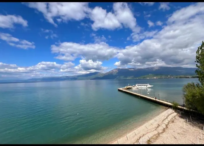 Demoli Pogradec