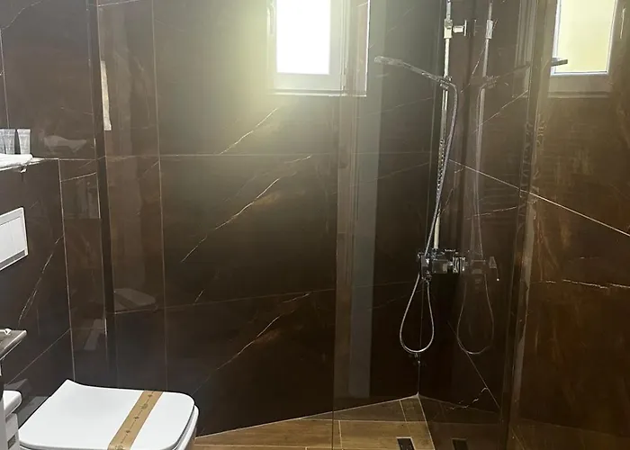 Demoli Hotel Pogradec