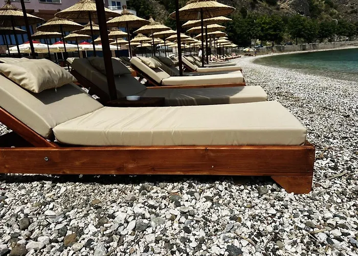 Demoli * Pogradec