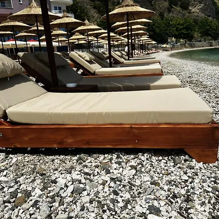 Demoli * Pogradec